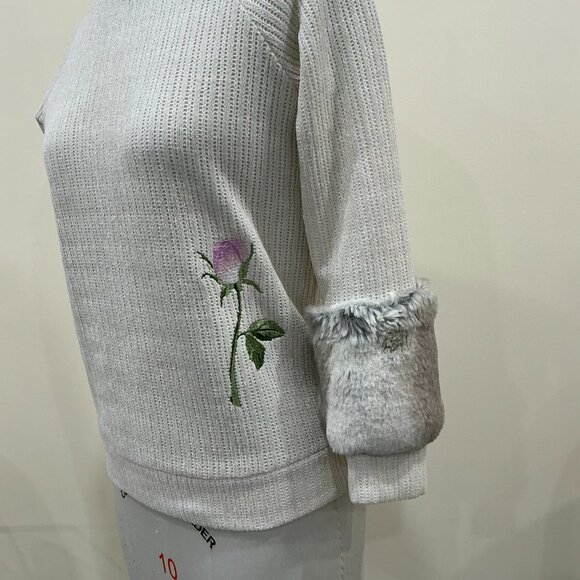 Sweater - Picture 3 of 4